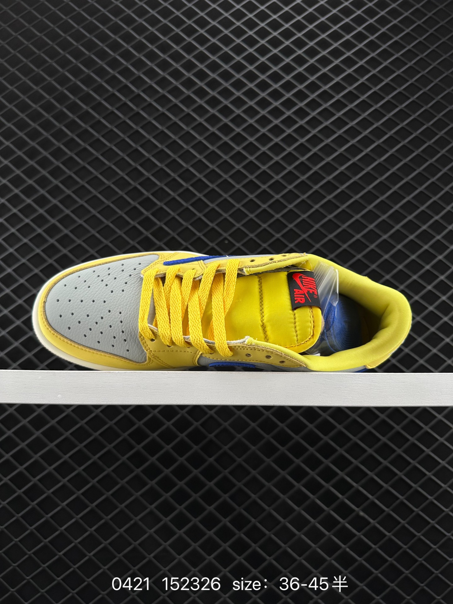 Travis Scott x NK Wmns Air Jordan 1 Low OG